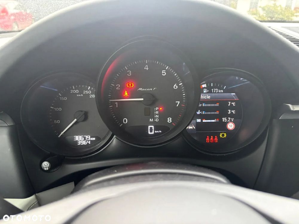 Porsche Macan T - 21