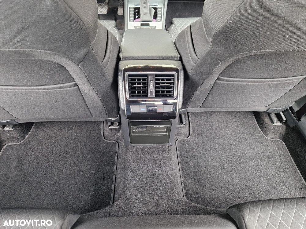 Skoda Superb 2.0 TDI DSG Ambition - 18