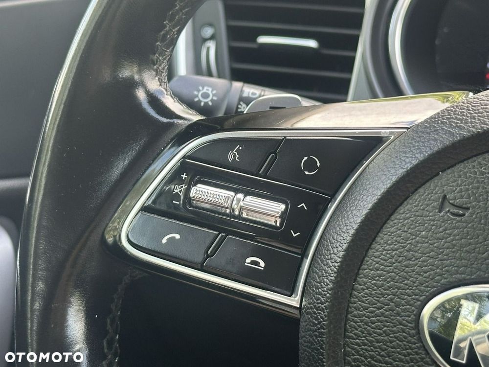 Kia Ceed - 22