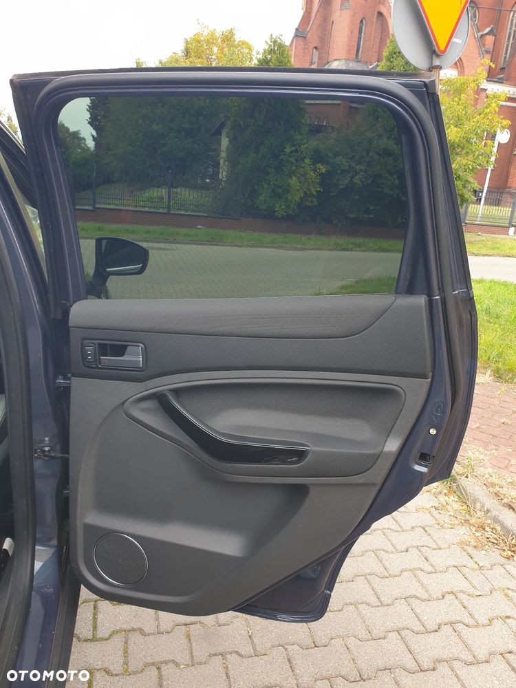 Ford Kuga 2.0 TDCi Titanium S - 32