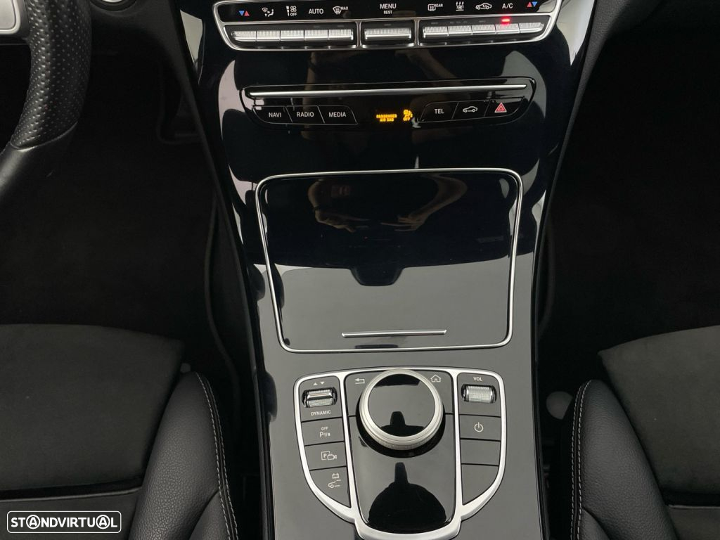 Mercedes-Benz C 300 de AMG Line - 16