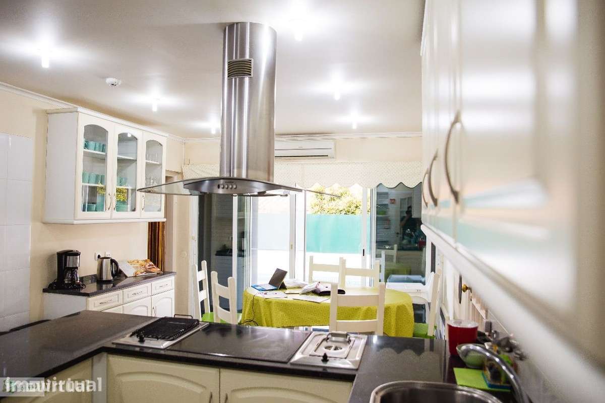 Quarto em hostel no centro de Carcavelos - Grande imagem: 4/5