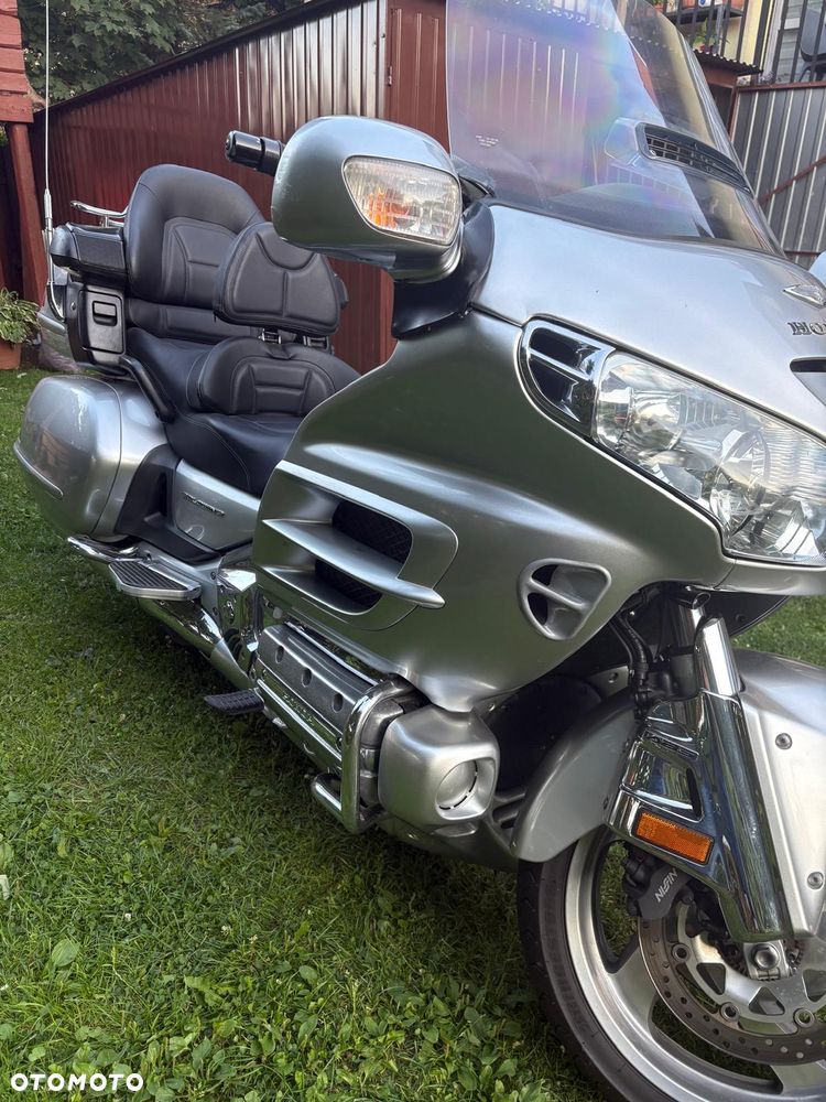 Honda GL - 5