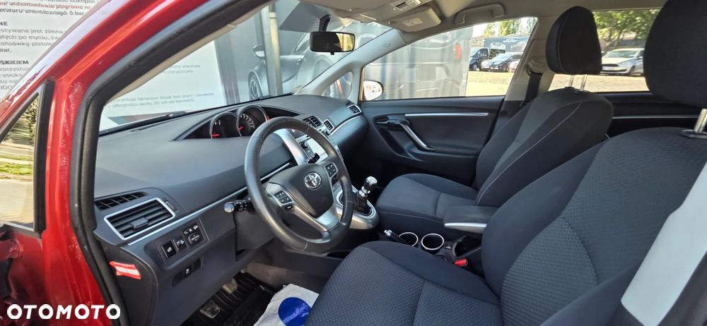 Toyota Verso 2.0 D-4D 5-Sitzer Executive - 26