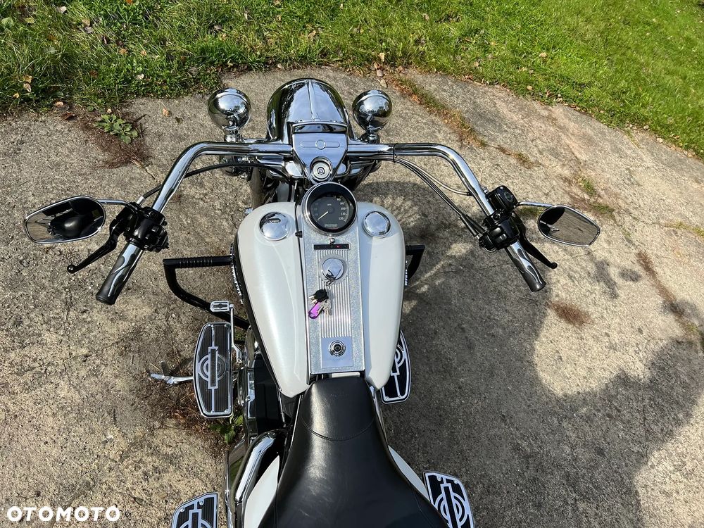 Harley-Davidson Touring Road King - 36
