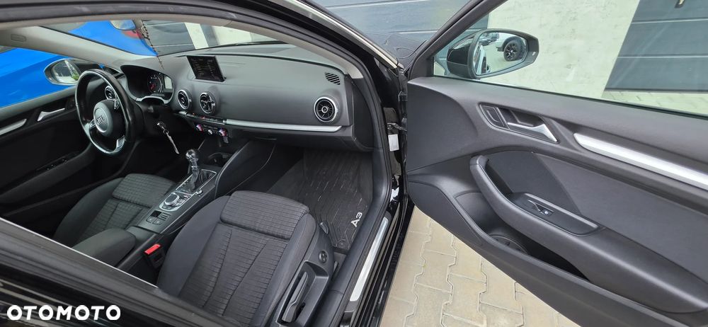 Audi A3 Sportback 2.0 TDI S tronic - 7