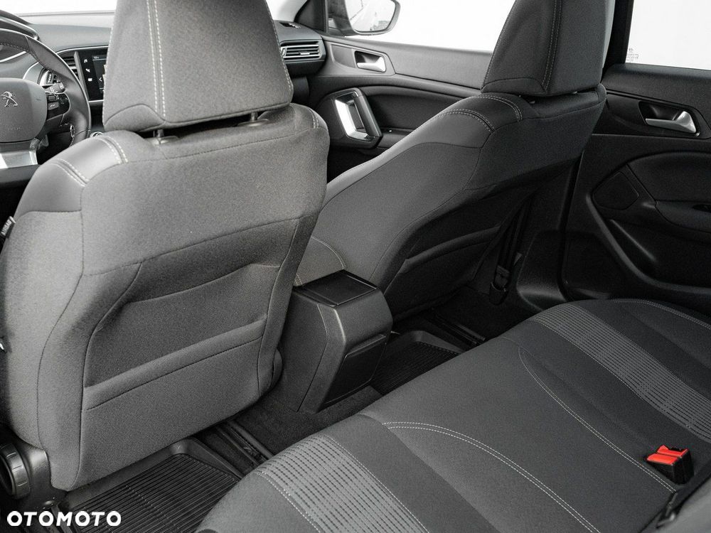 Peugeot 308 1.2 PureTech Allure S&S - 24