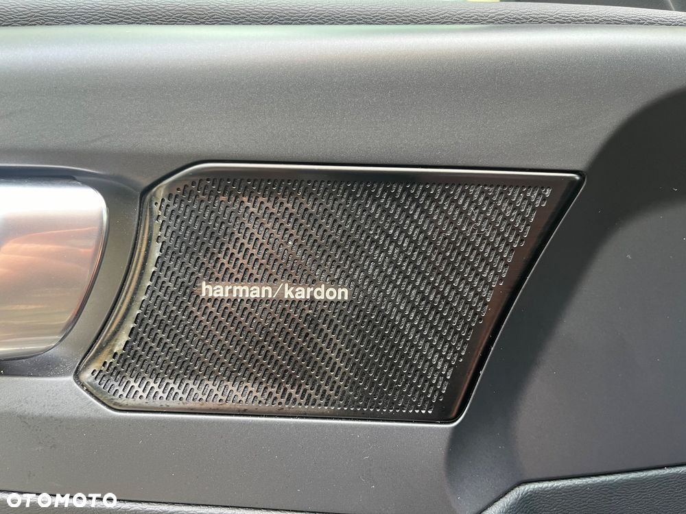 Volvo XC 40 D3 Momentum Pro - 11