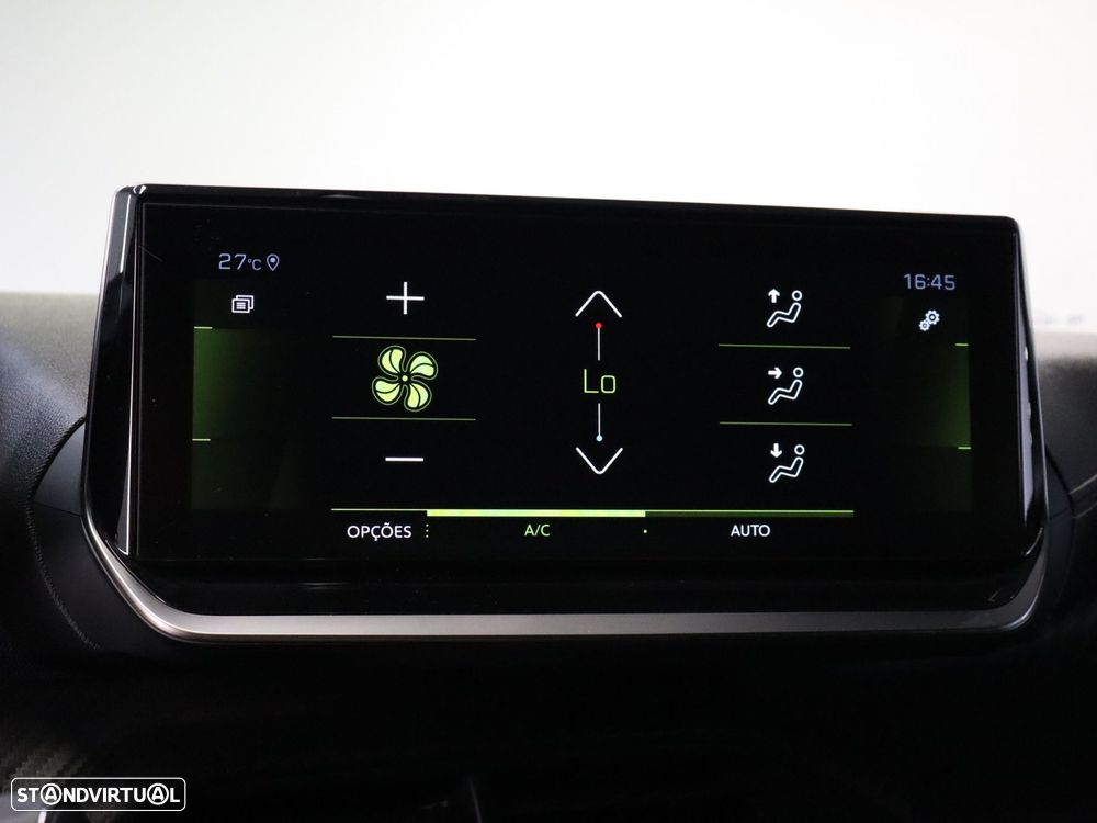 Peugeot 2008 1.5 BlueHDi GT EAT8 - 14