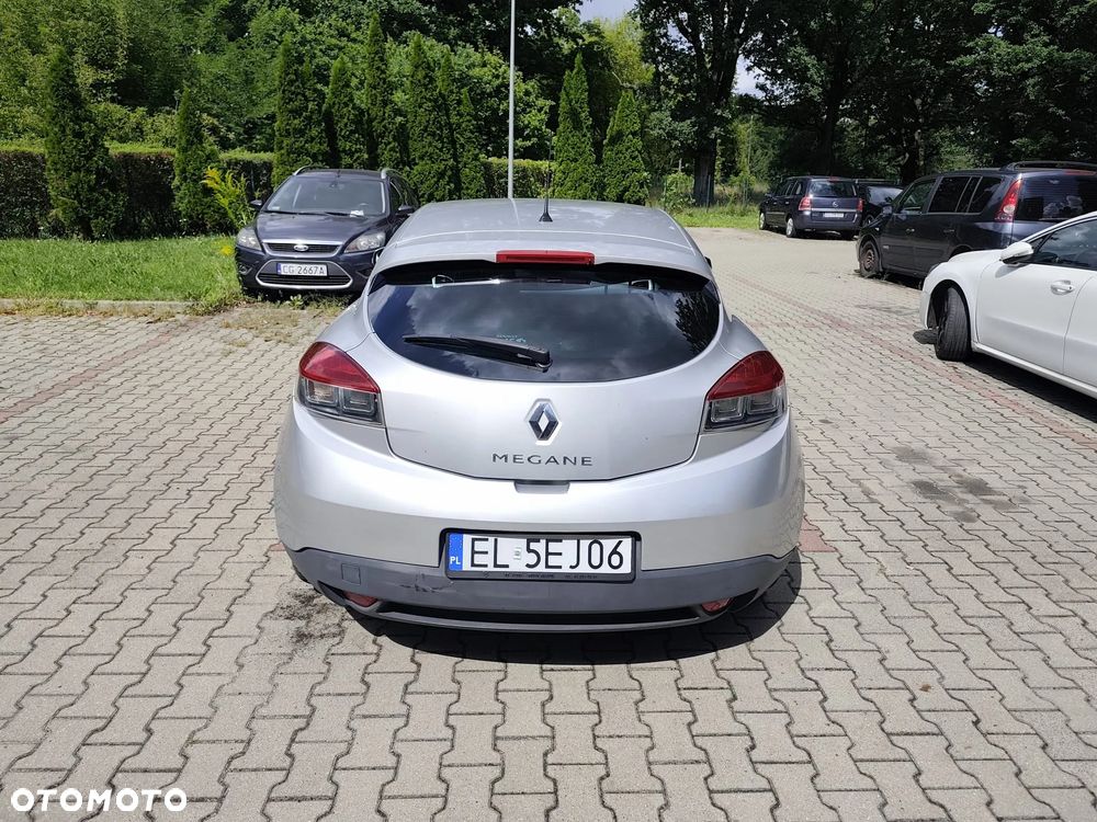 Renault Megane TCe 180 Dynamique - 10
