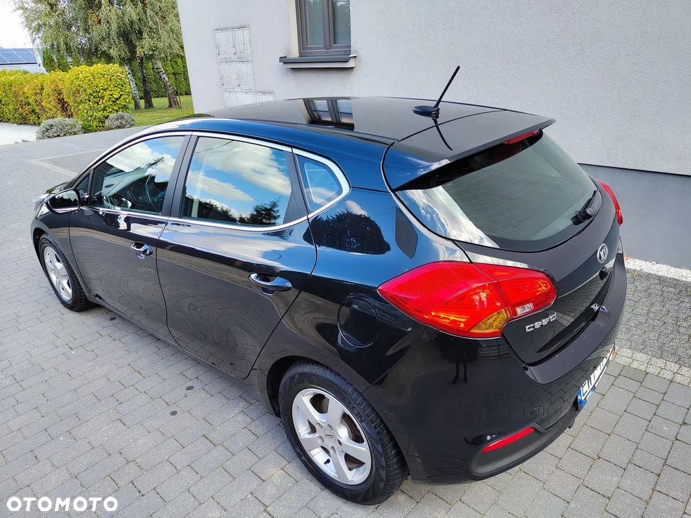 Kia Ceed 1.6 GDI Platinum Edition - 3