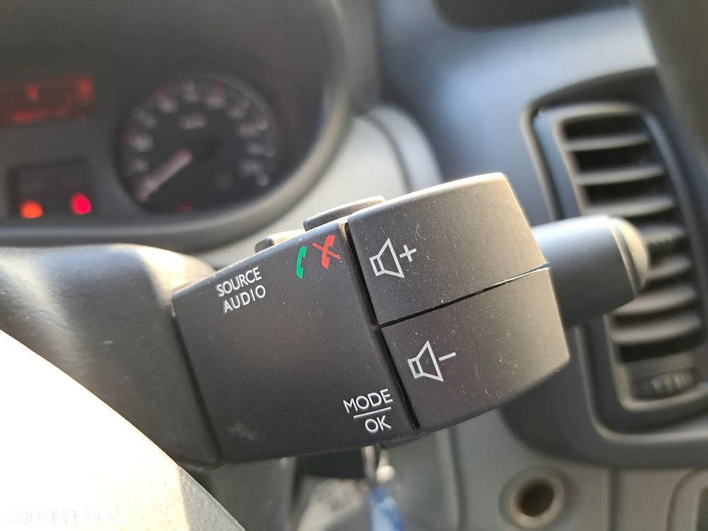 Renault Trafic L2H2 - 18