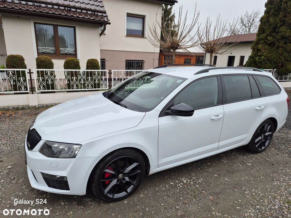 Skoda Octavia 2.0 TDI RS Challenge DSG - 2