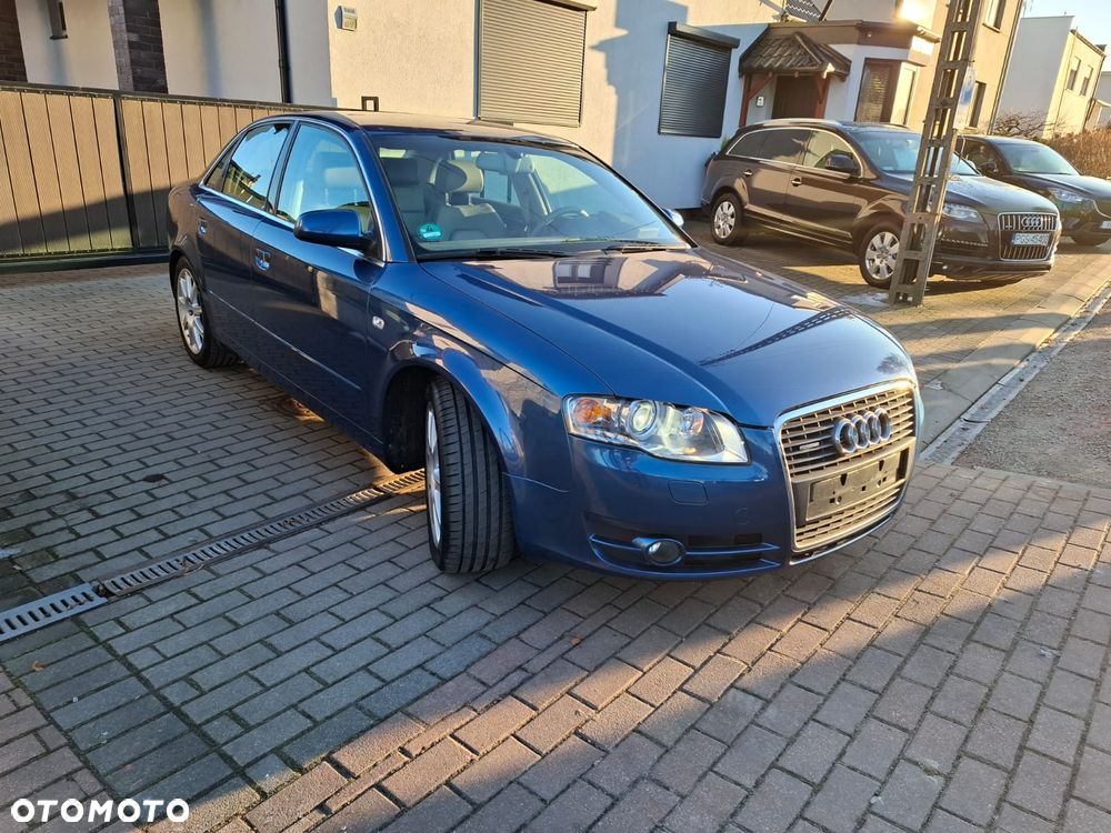 Audi A4 Limousine 2.0 T FSI quattro - 7