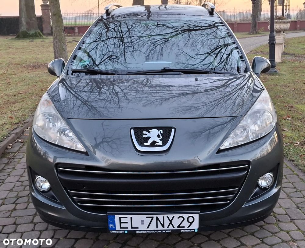 Peugeot 207 1.6 Trendy - 8