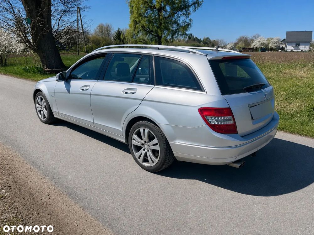 Mercedes-Benz Klasa C 200 CDI DPF Automatik BlueEFFICIENCY - 3