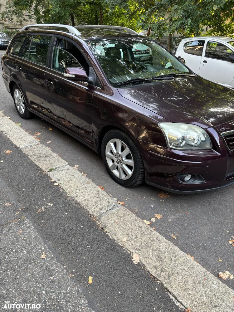 Toyota Avensis - 5