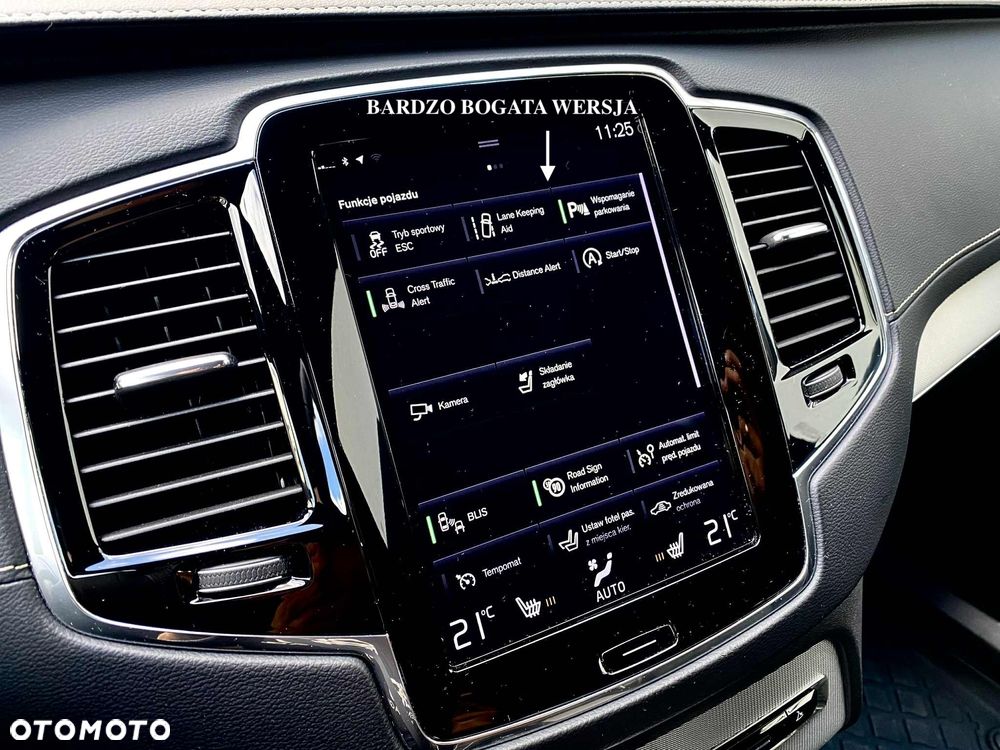 Volvo XC 90 D5 SCR AWD R-Design - 19