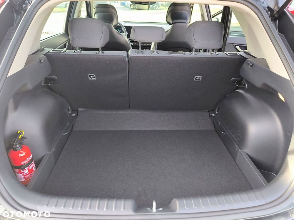 Kia Niro 1.6 GDI Hybrid M - 19