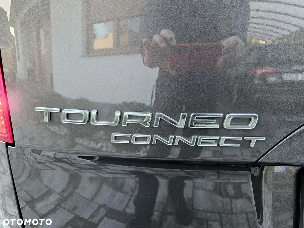 Ford Tourneo Connect 1.5 TDCi Start-Stop Titanium - 27