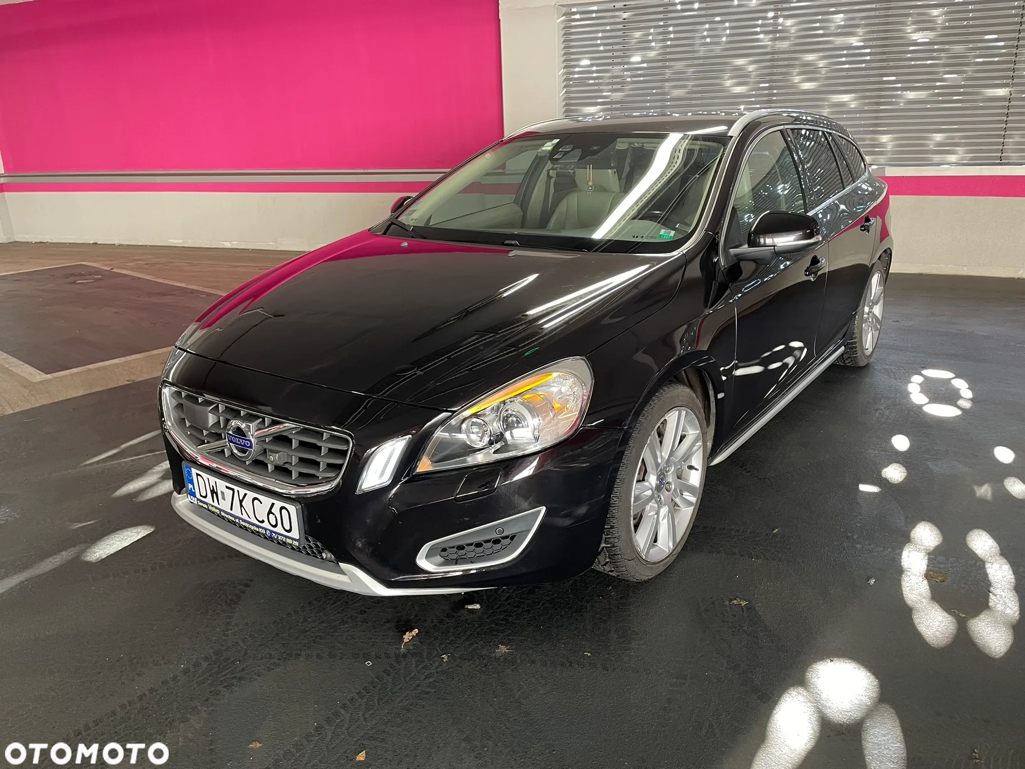 Volvo V60 D5 AWD Summum - 7