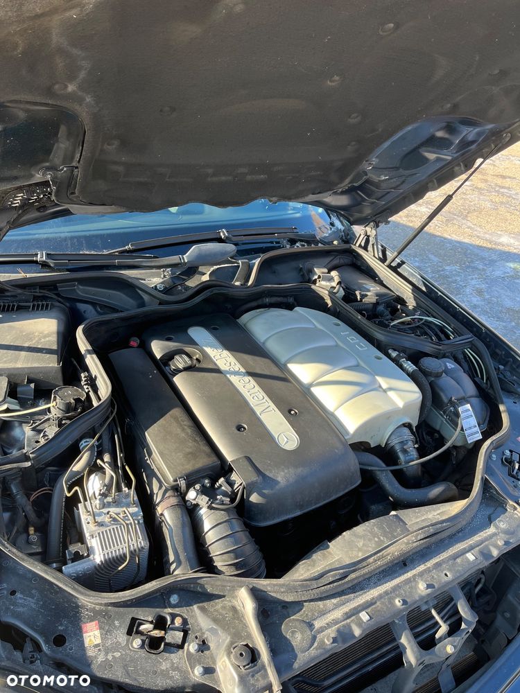 Mercedes-Benz Klasa E 220 CDI Automatik Classic - 25