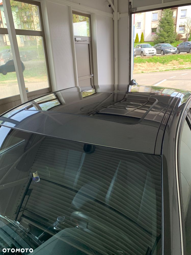 BMW Seria 3 330i GPF xDrive Sport Line Sport - 23