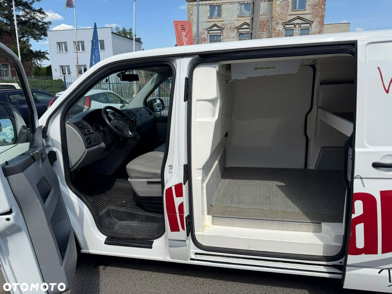 Volkswagen Transporter - 7