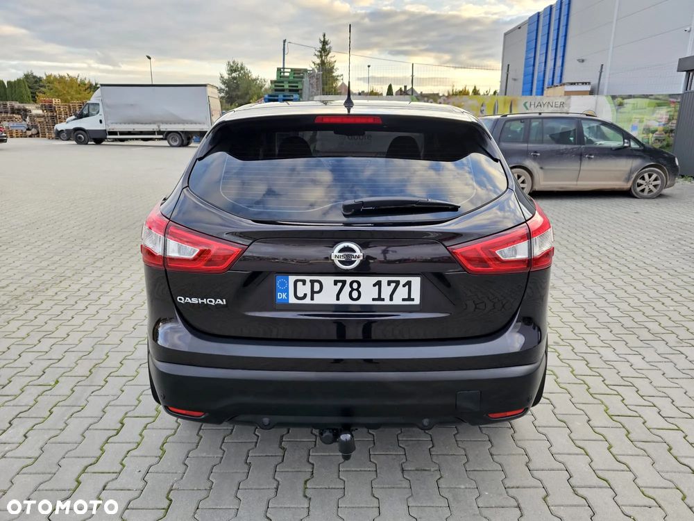 Nissan Qashqai 1.5 dCi N-Connecta - 9