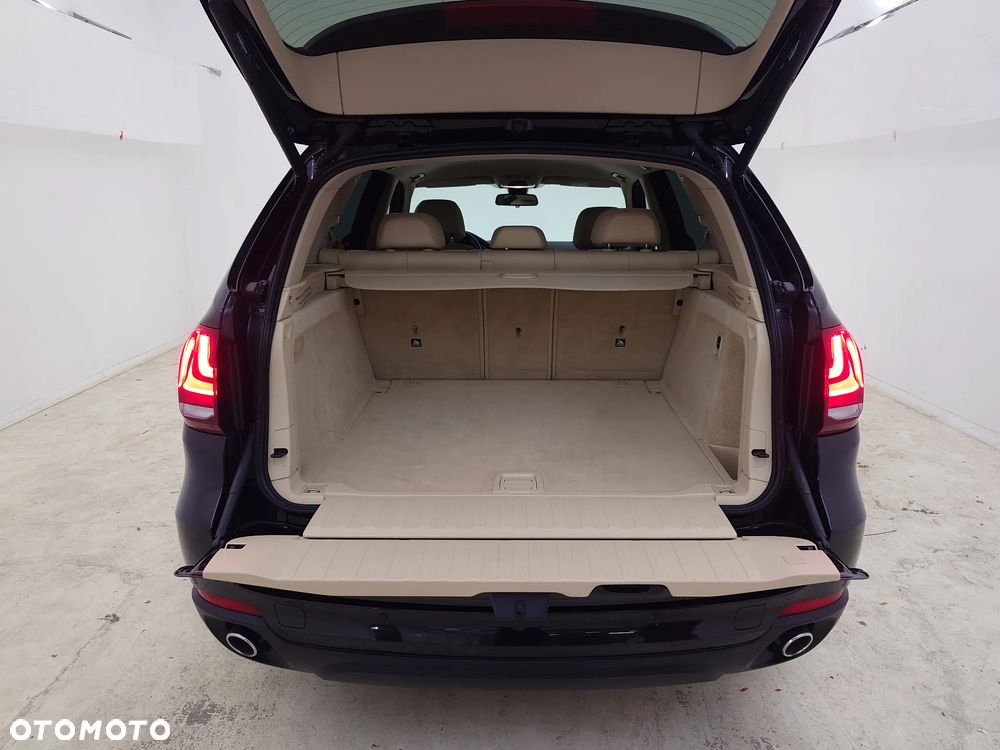 BMW X5 xDrive25d - 24