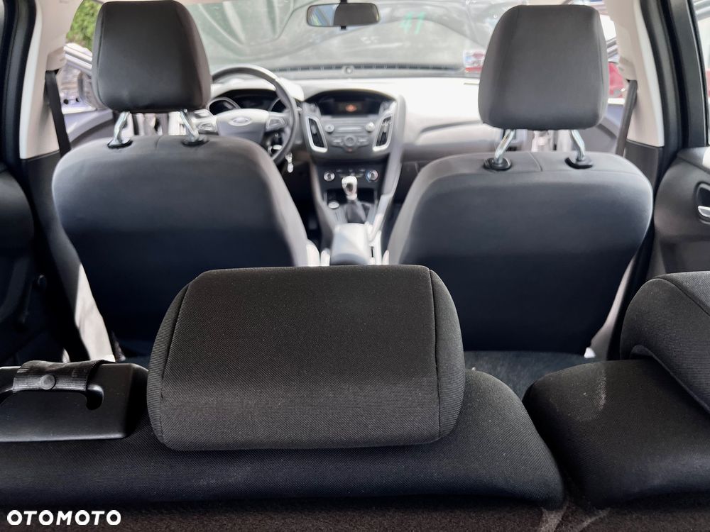 Ford Focus 1.6 Titanium - 19