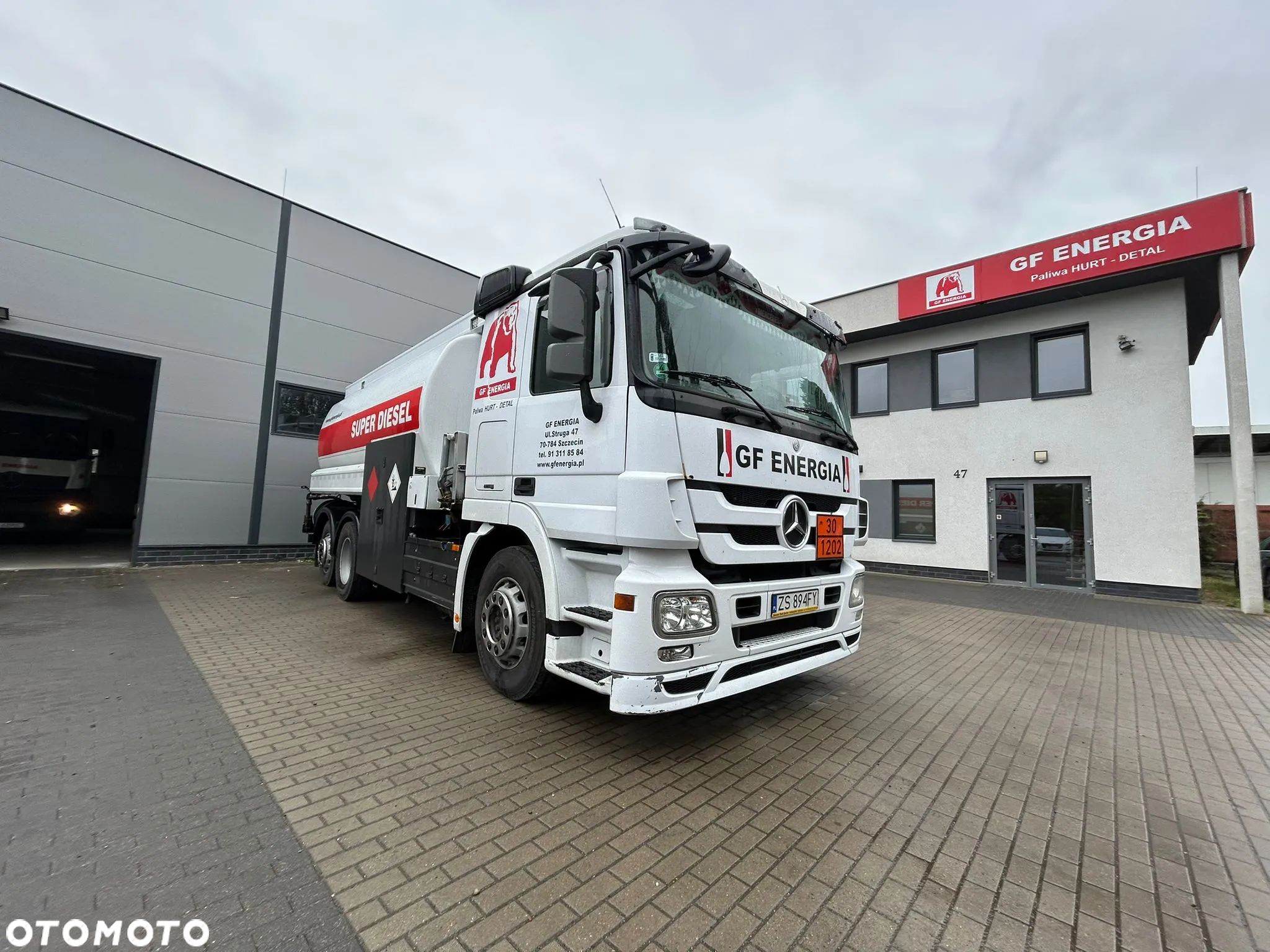 Mercedes-Benz ACTROS MP3 - 1