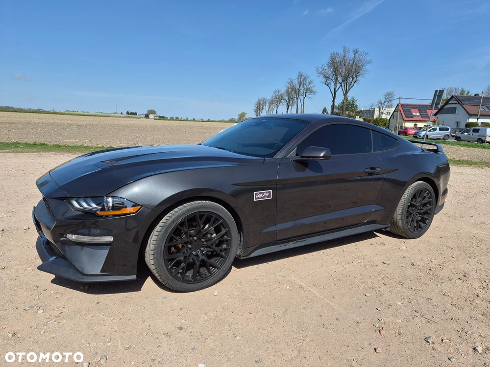 Ford Mustang - 6