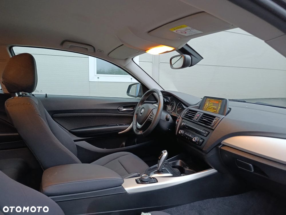 BMW Seria 1 118i Sport Line - 27