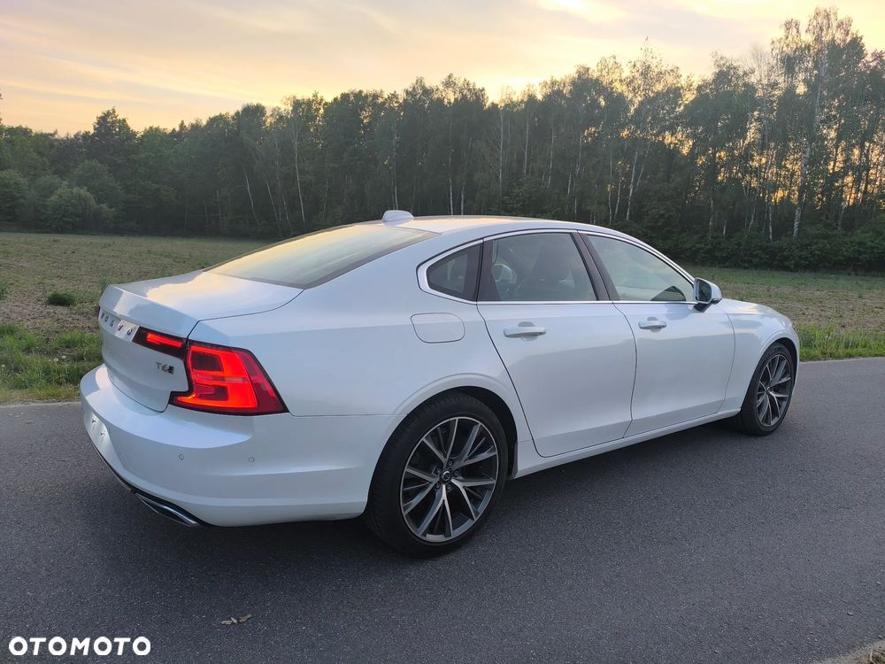 Volvo S90 T6 AWD Geartronic Momentum - 17