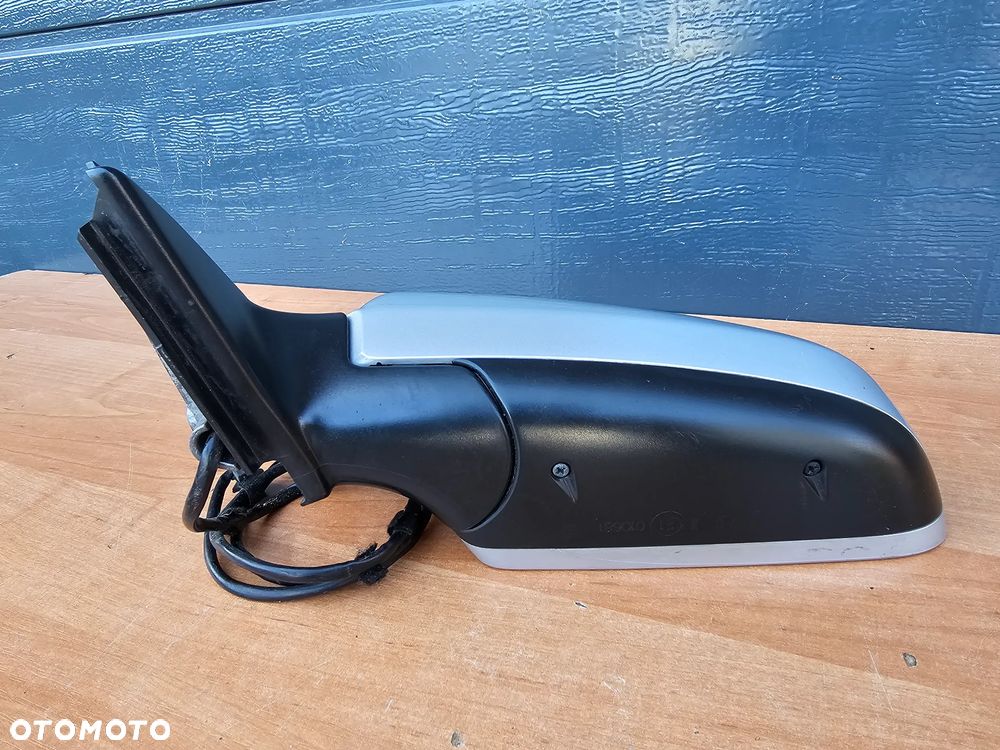 LUSTERKO LEWE AUDI A4 B7 5 PIN EUROPA - 7