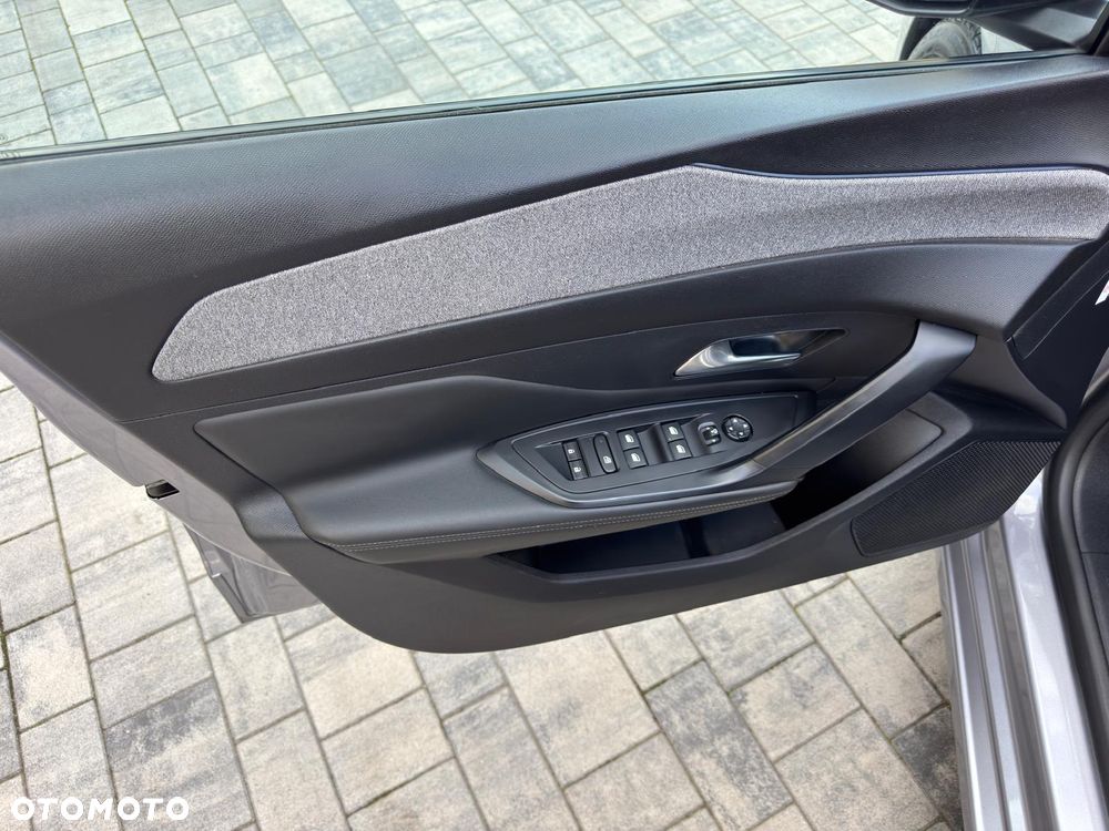 Peugeot 308 1.5 BlueHDi Allure S&S EAT8 - 9