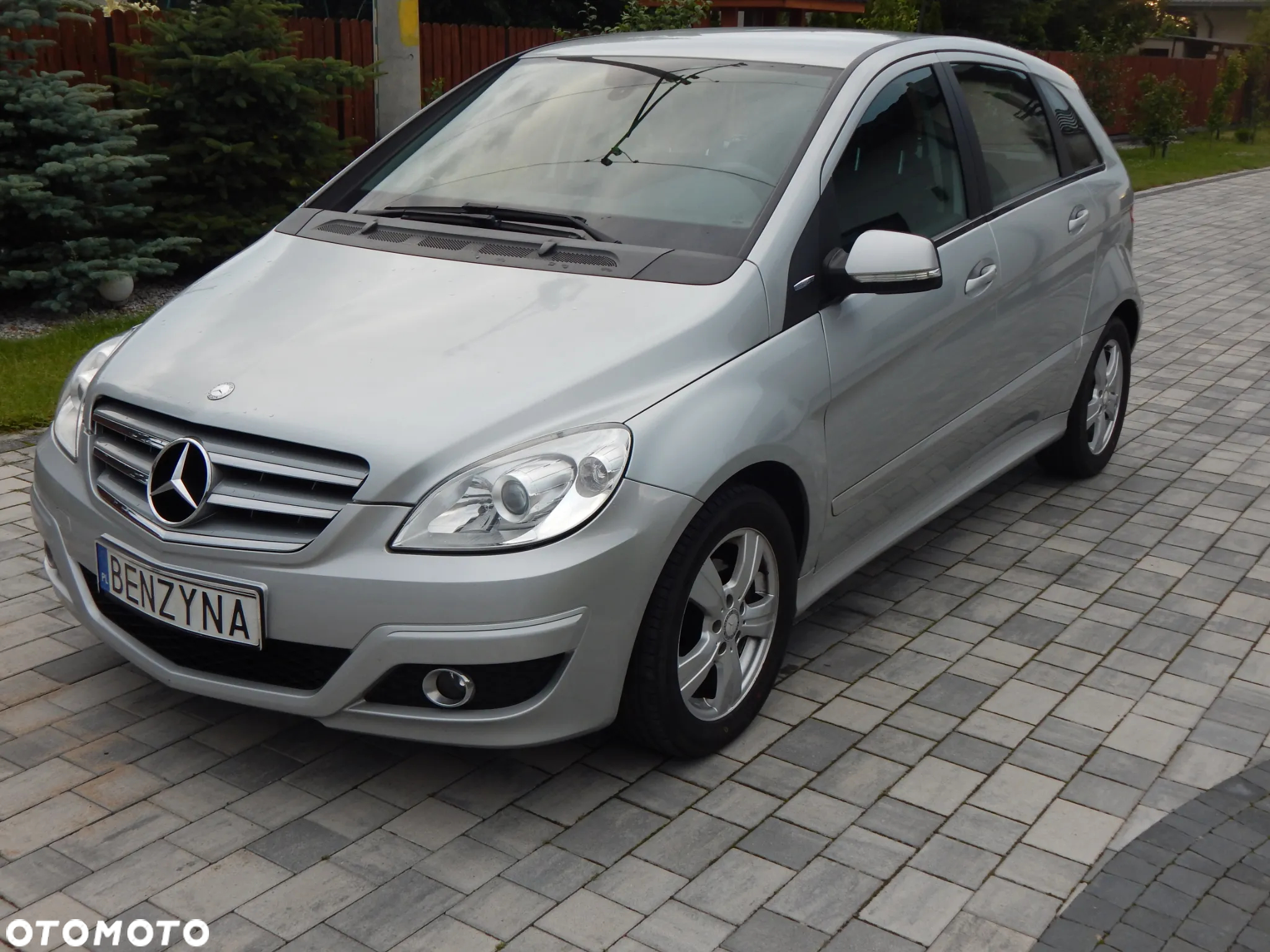 Mercedes-Benz Klasa B 180 - 2