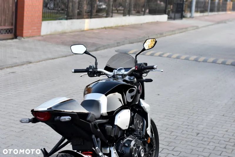 Honda CB - 21