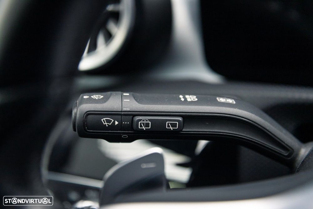 Mercedes-Benz A 250 e AMG Line - 30