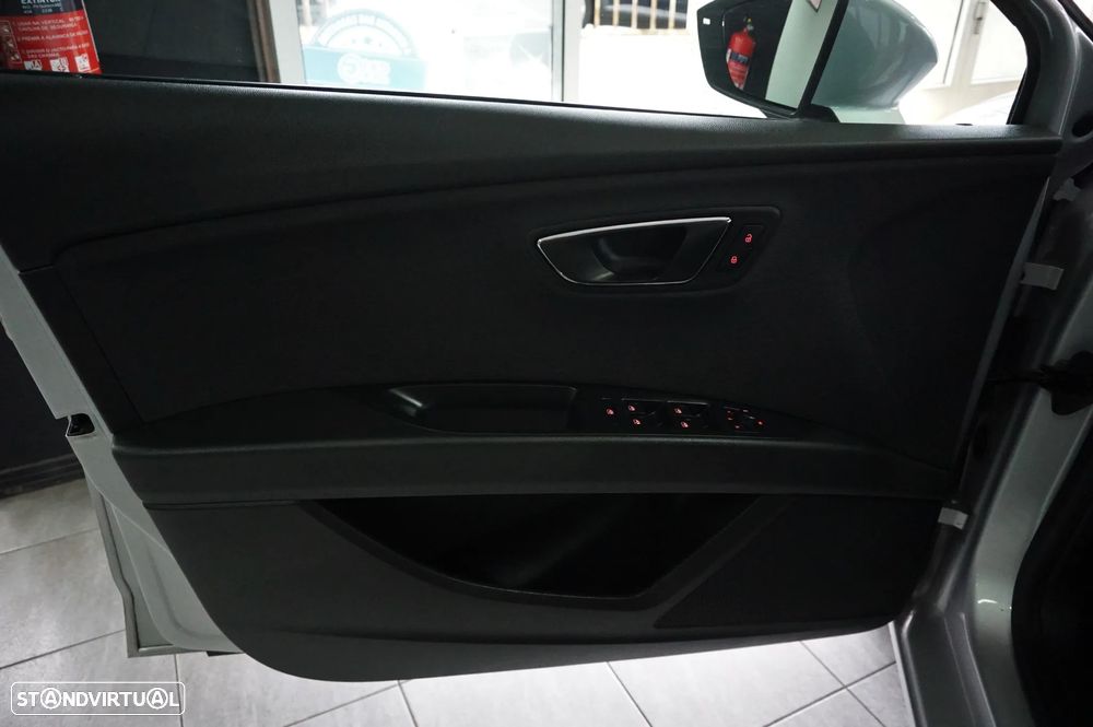 SEAT Leon ST 1.6 TDI Style Ecomotive - 11