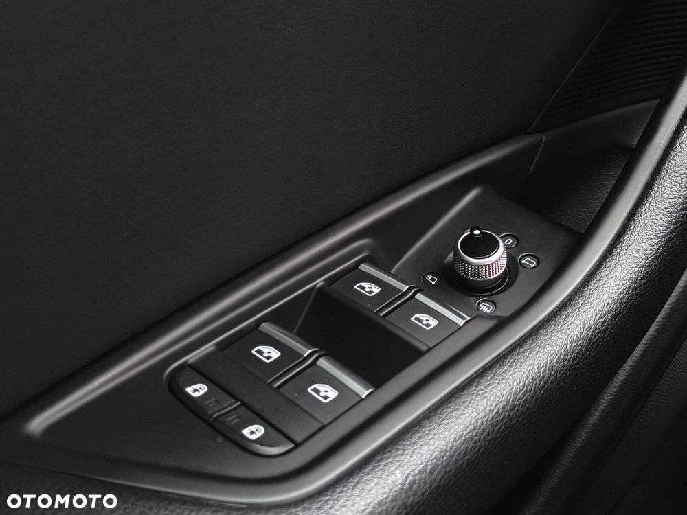 Audi A4 Avant 40 TDI mHEV Quattro S tronic - 15