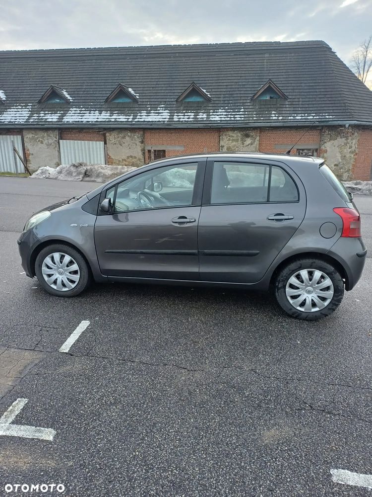 Toyota Yaris 1.4 D-4D Luna - 2
