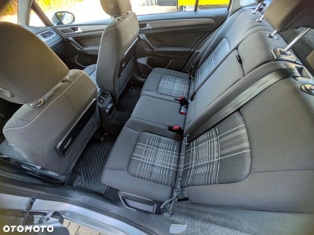Volkswagen Golf Sportsvan - 15