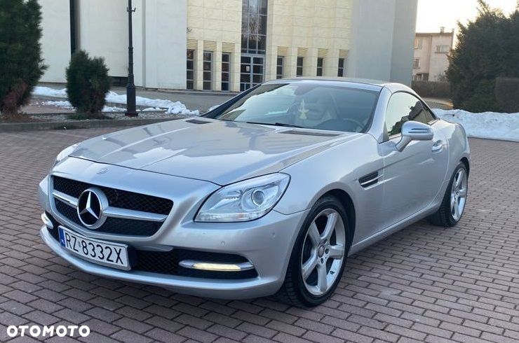 Mercedes-Benz SLK 250 CGI - 38