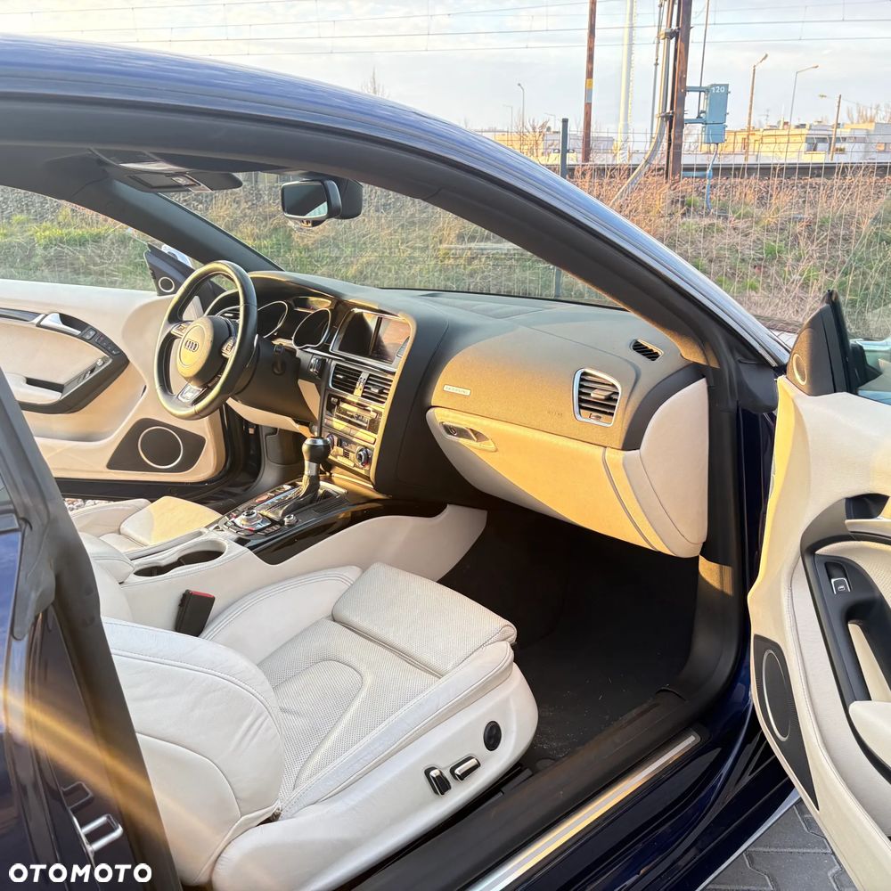 Audi S5 Coupé S tronic - 12