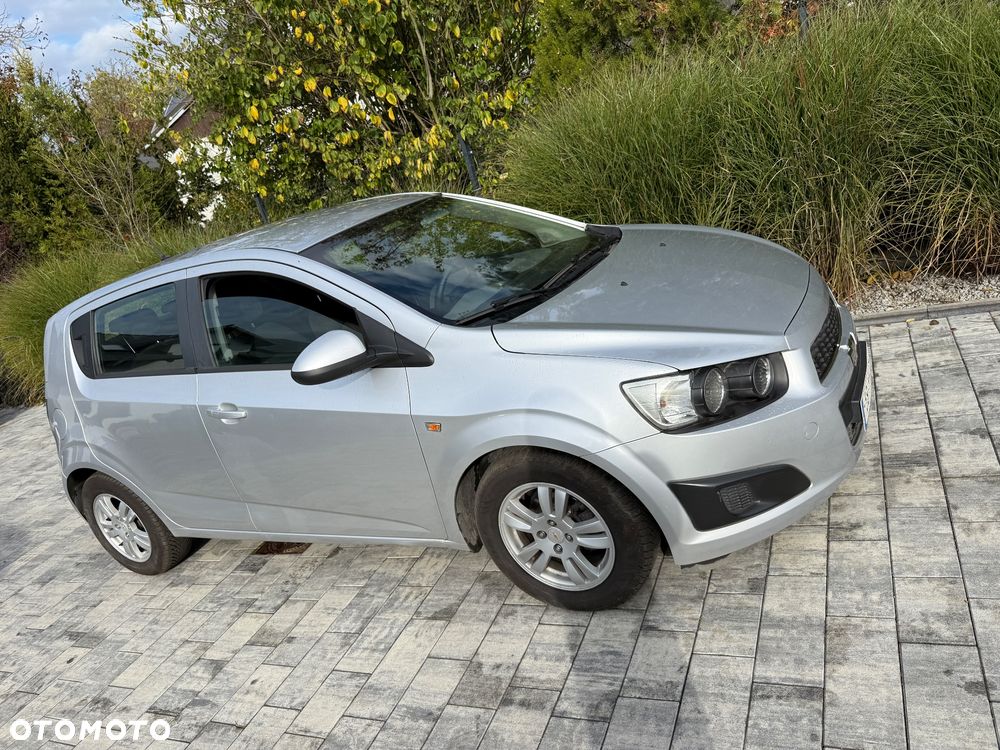 Chevrolet Aveo 1.2 LT+ - 24