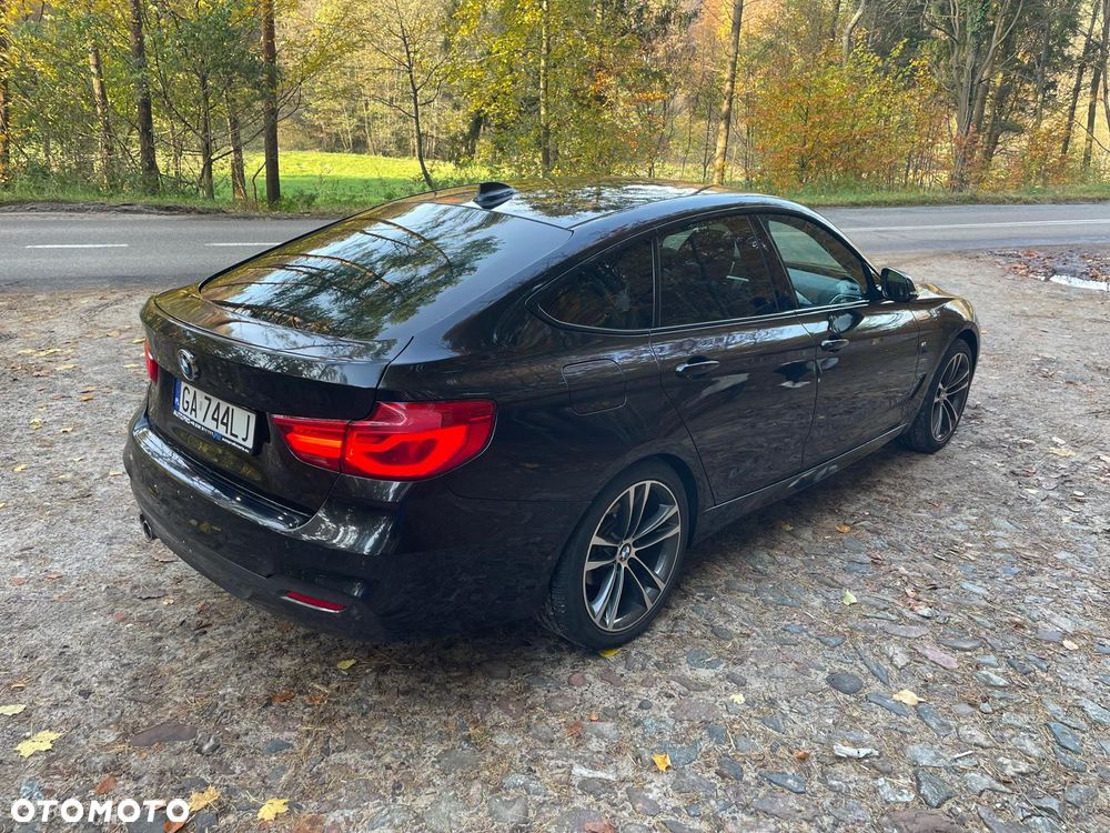 BMW Seria 3 320d xDrive M Sport Shadow sport - 5