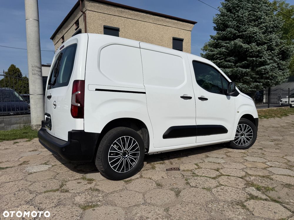 Opel COMBO - 3
