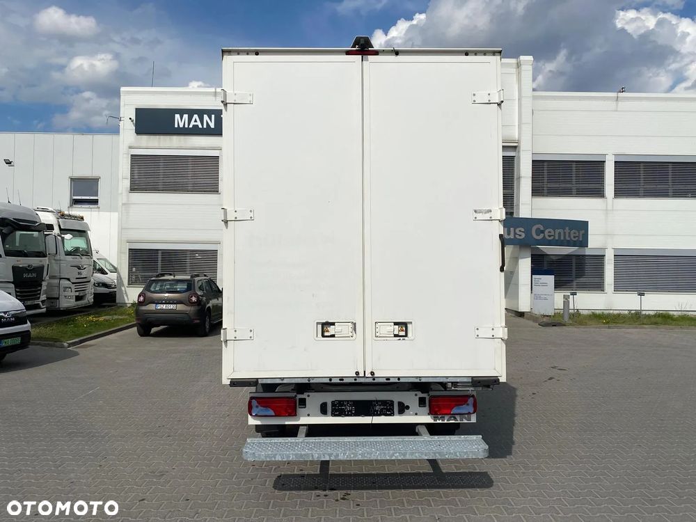 MAN TGE - 7